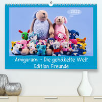 Amigurumi - Die gehäkelte Welt Freunde (Premium, hochwertiger DIN A2 Wandkalender 2022, Kunstdruck in Hochglanz)