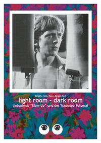 light room - dark room. Antonionis "Blow-Up"