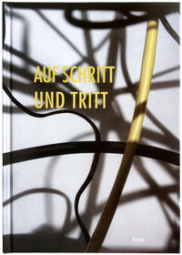 AUF SCHRITT UND TRITT