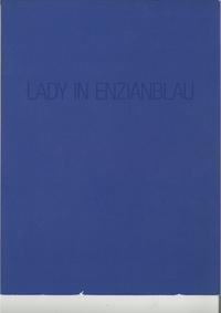 Lady in Enzianblau